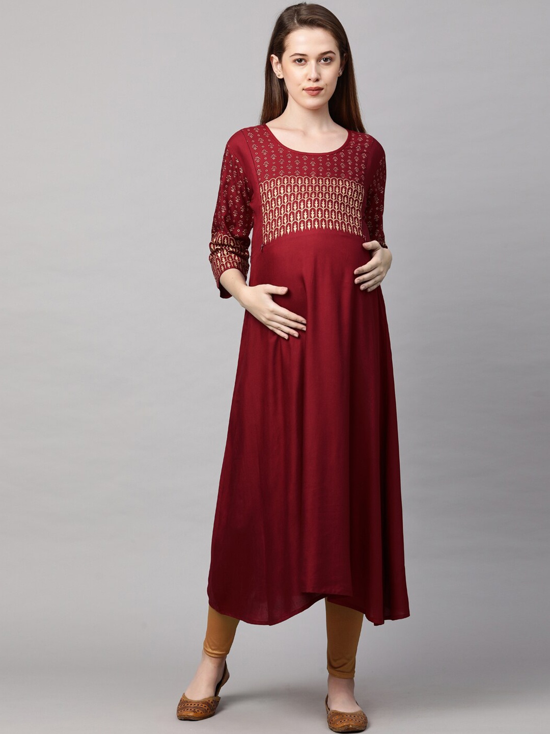

MomToBe Women Maroon Geometric Maternity Nursing Anarkali Kurta