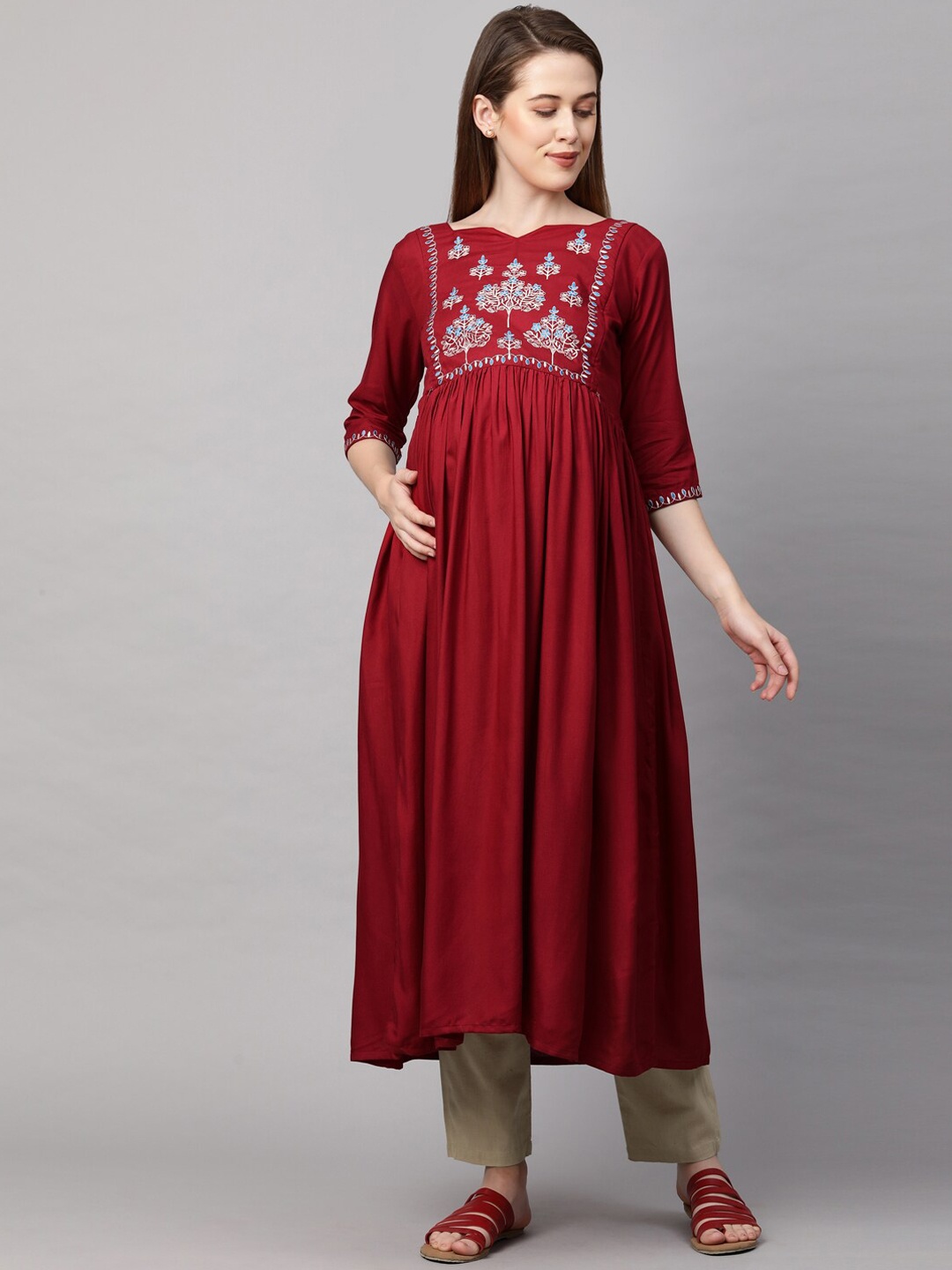 

MomToBe Women Maroon Ethnic Motifs Yoke Design Thread Work Maternity Anarkali Kurta