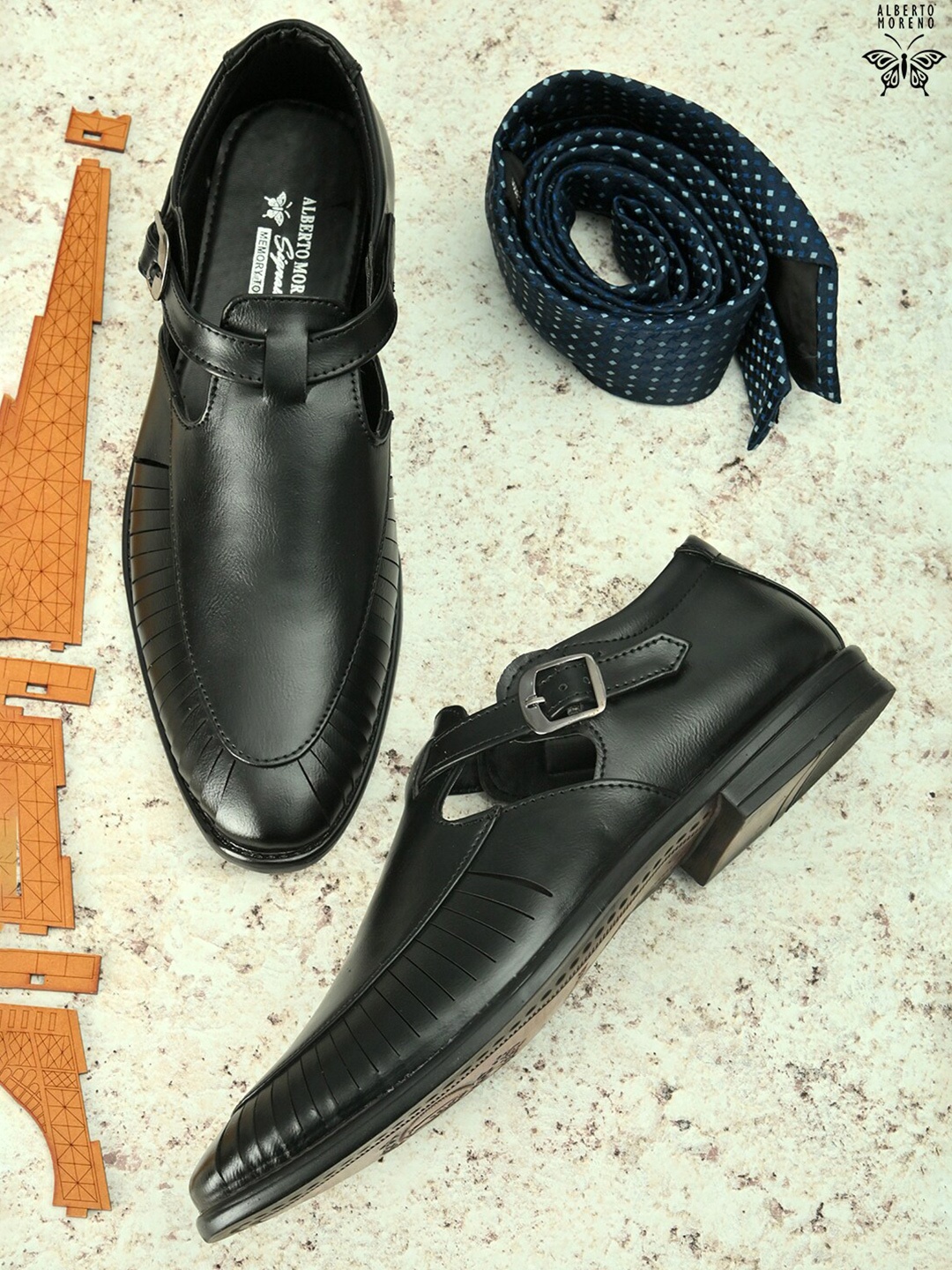 

ALBERTO MORENO Men Black Comfort Sandals