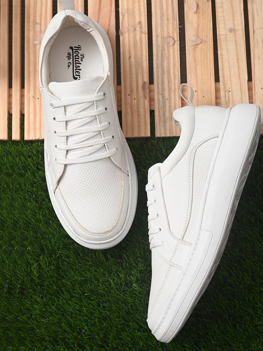 

The Roadster Lifestyle Co Men White Perforated Sneakers