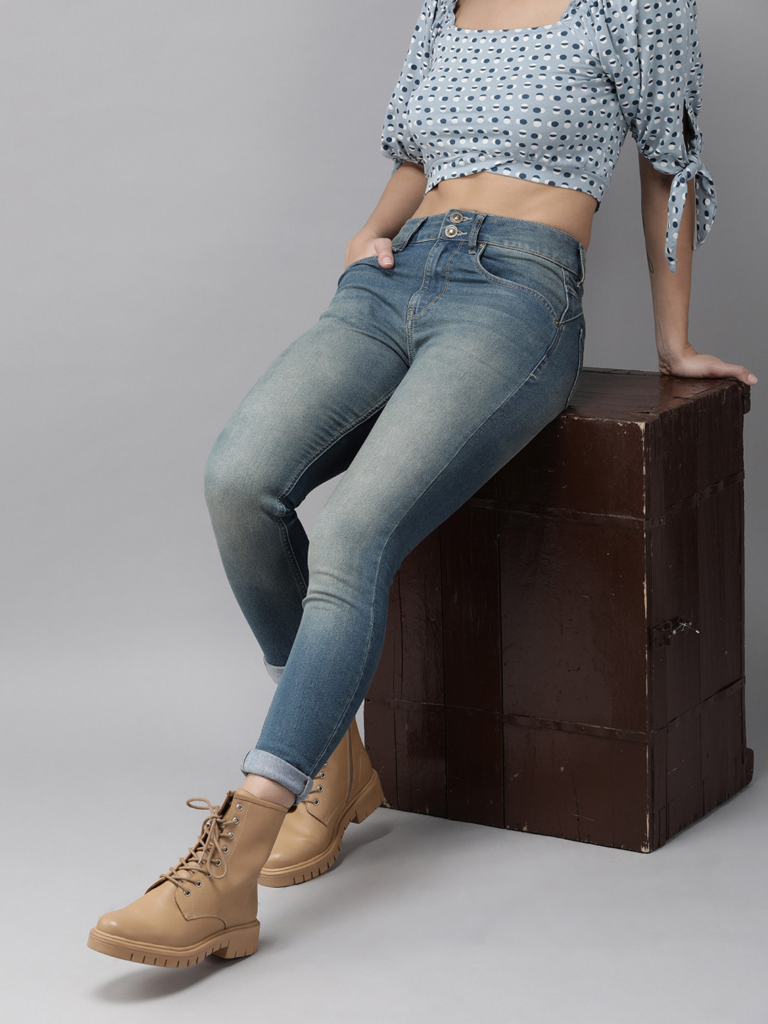 

Roadster Women Blue Super Skinny Fit High-Rise Heavy Fade Stretchable Jeans