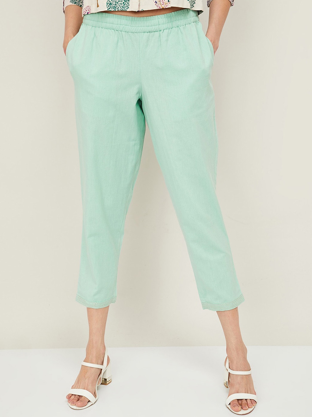 

Melange by Lifestyle Women Green Pleated Trousers