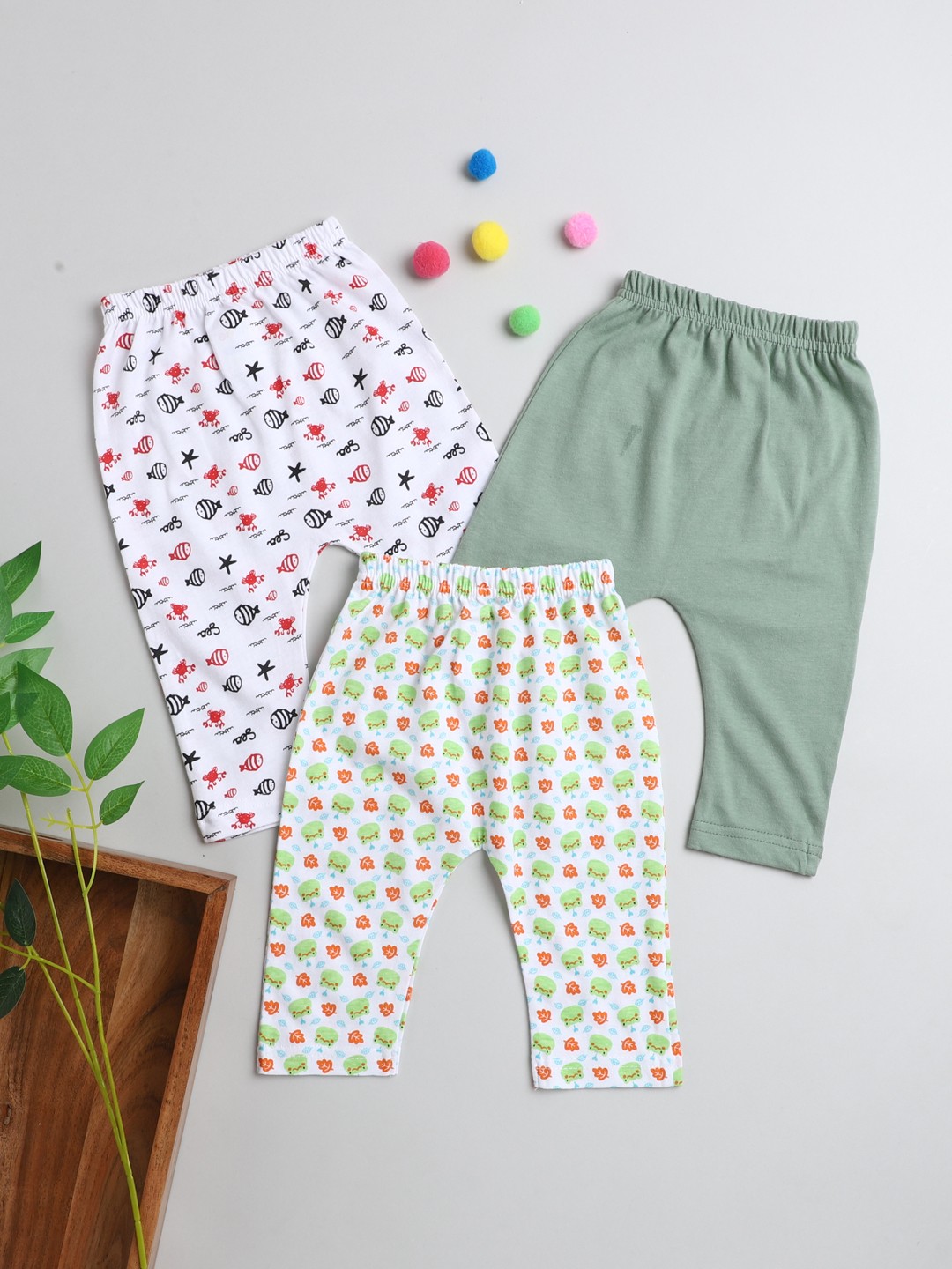 

BUMZEE Infant Boys Pack Of 3 Cotton Ankle Length Diaper Leggings, Green