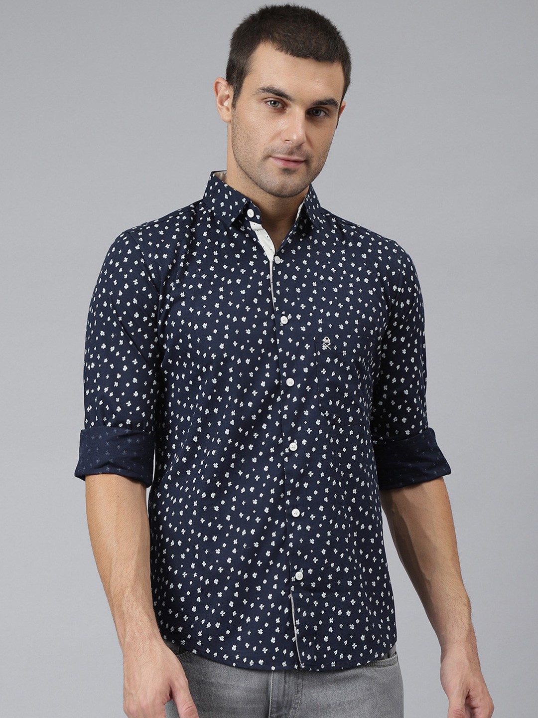 

Thomas Scott Men Blue Relaxed Slim Fit Floral Printed Casual Shirt