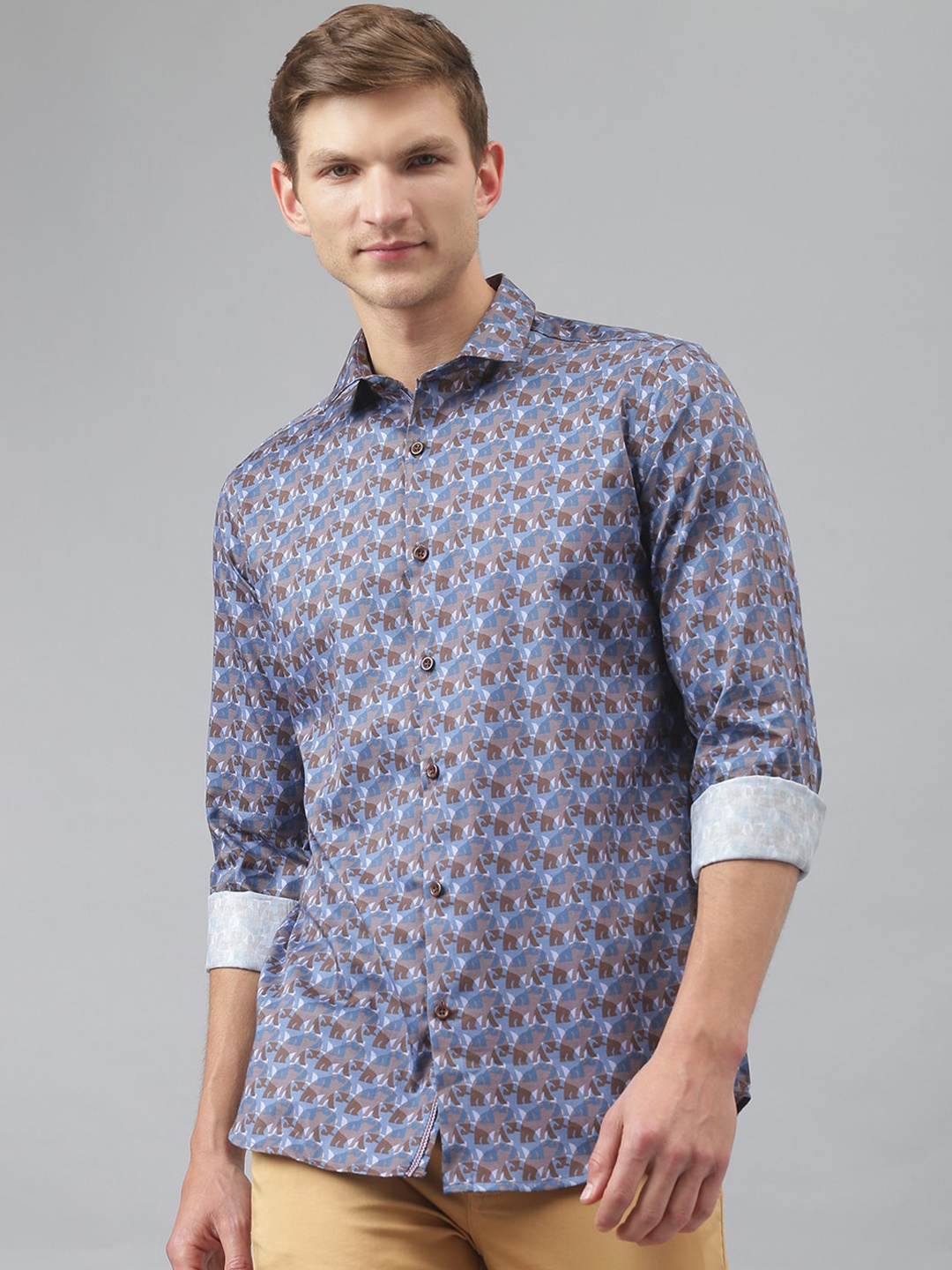 

Thomas Scott Men Blue Printed Pure Cotton Casual Sustainable Shirt