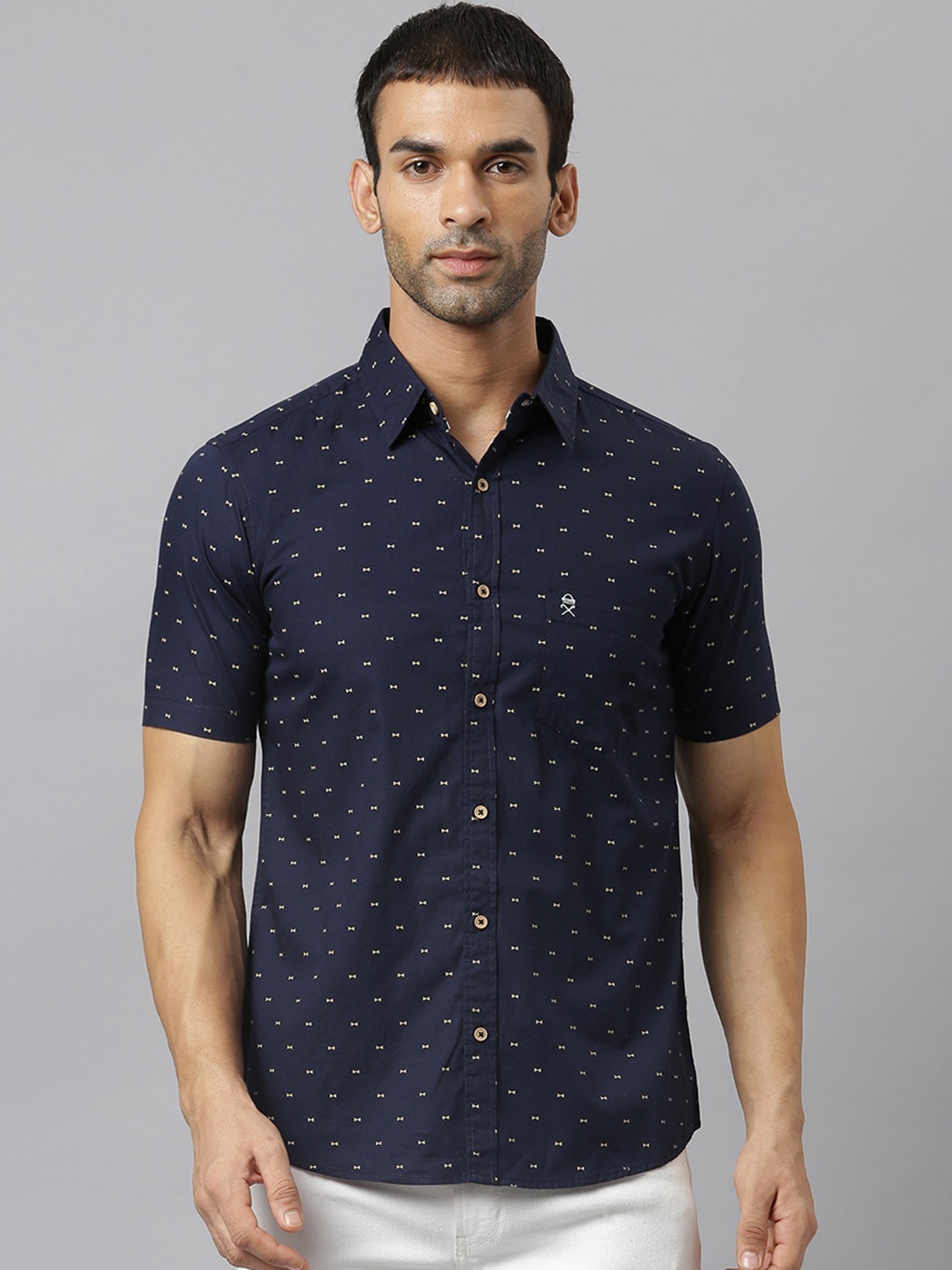 

Thomas Scott Men Blue & Yellow Slim Fit Printed Pure Cotton Casual Shirt