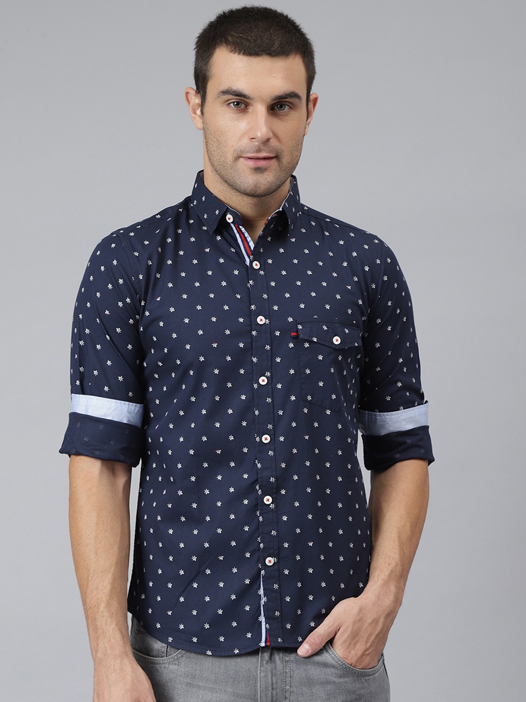 

Thomas Scott Men Blue Relaxed Slim Fit Floral Printed Casual Shirt