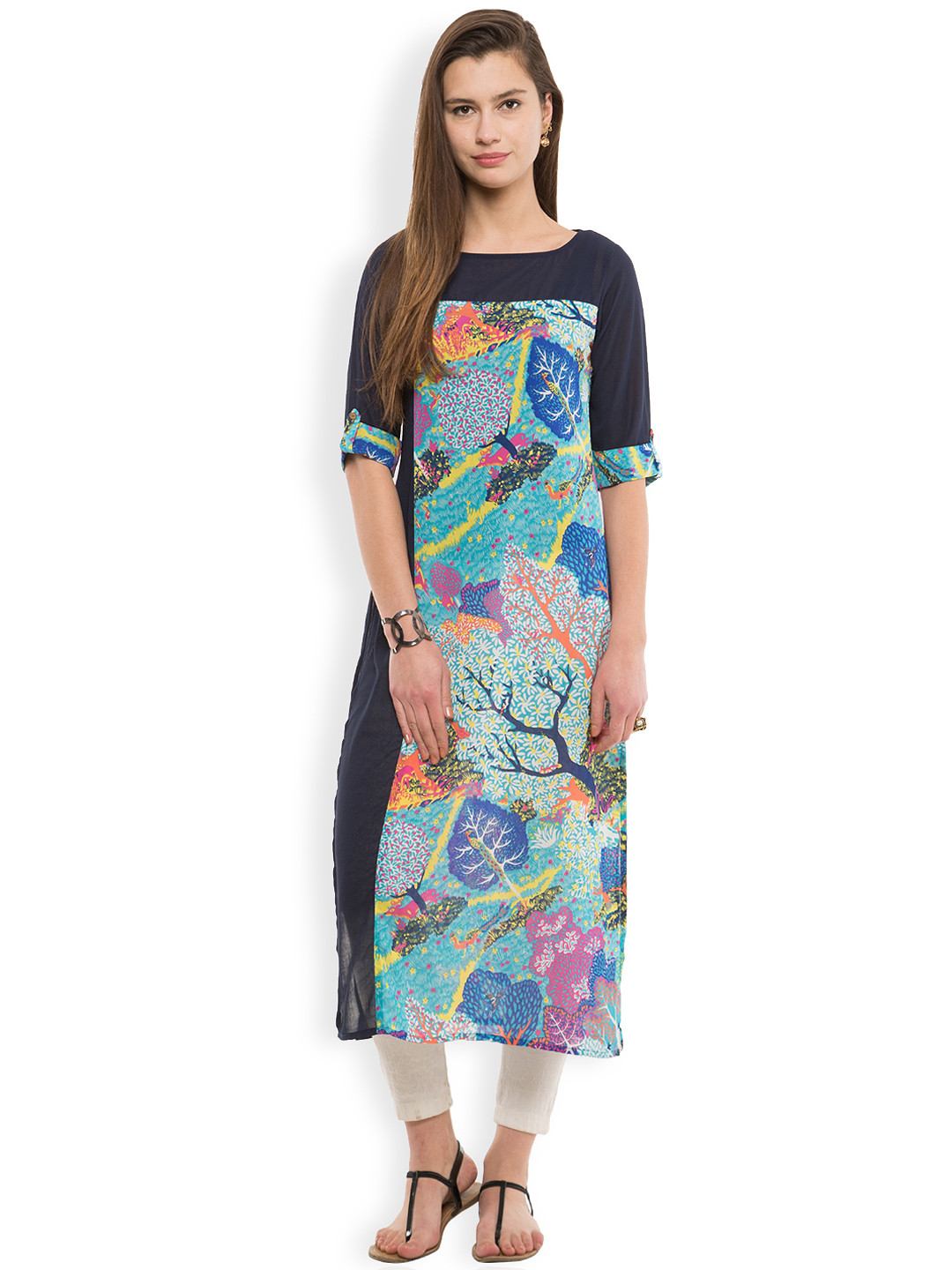 

Vishudh Women Blue Printed Straight Kurta