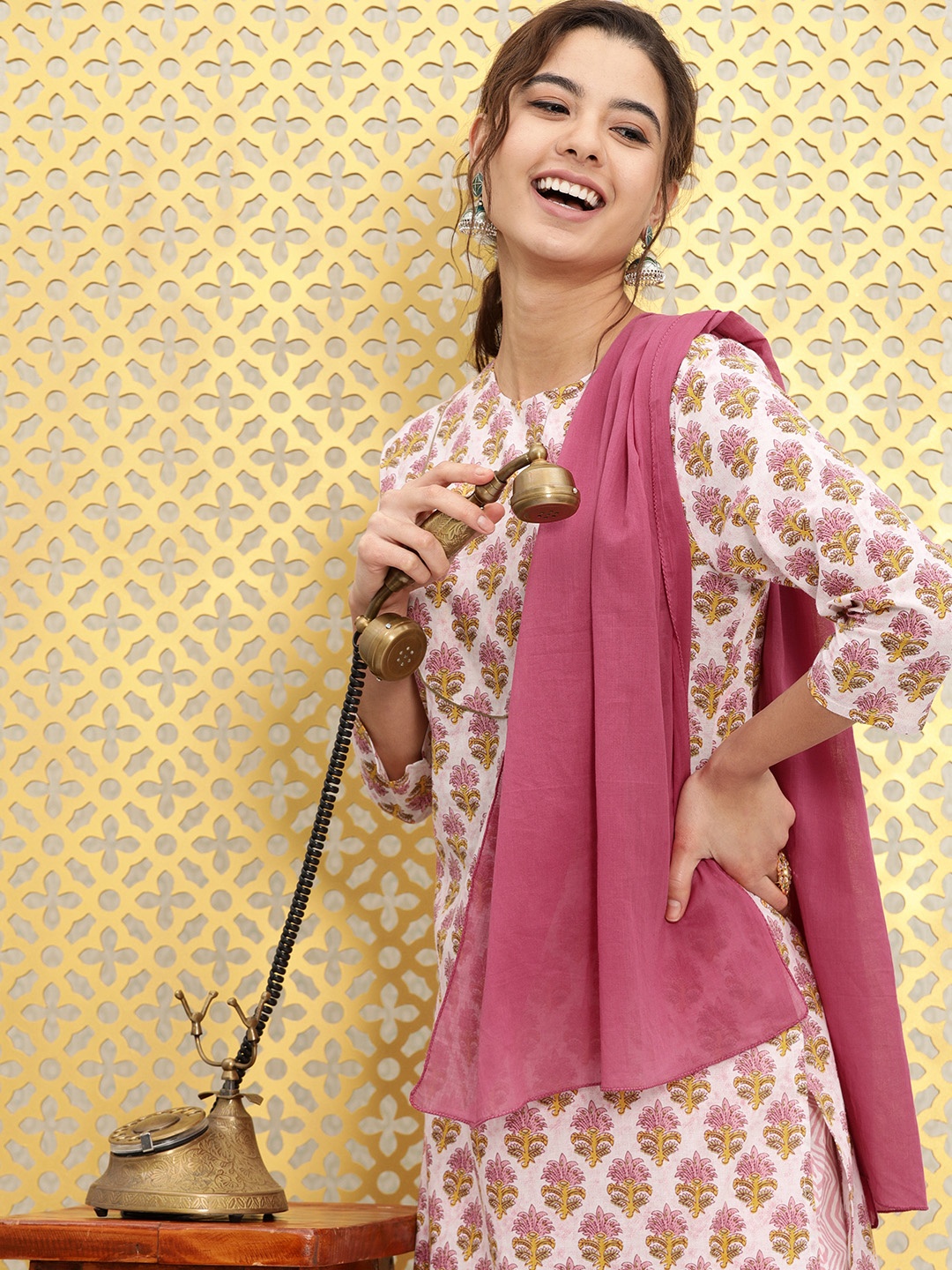 

Ode by House of Pataudi Women Pink Printed Cotton Rozana Kurta with Palazzos & Scarf