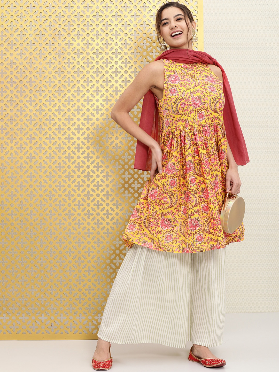 

Ode by House of Pataudi Women Mustard Yellow Printed Rozana Kurta with Sharara & Dupatta