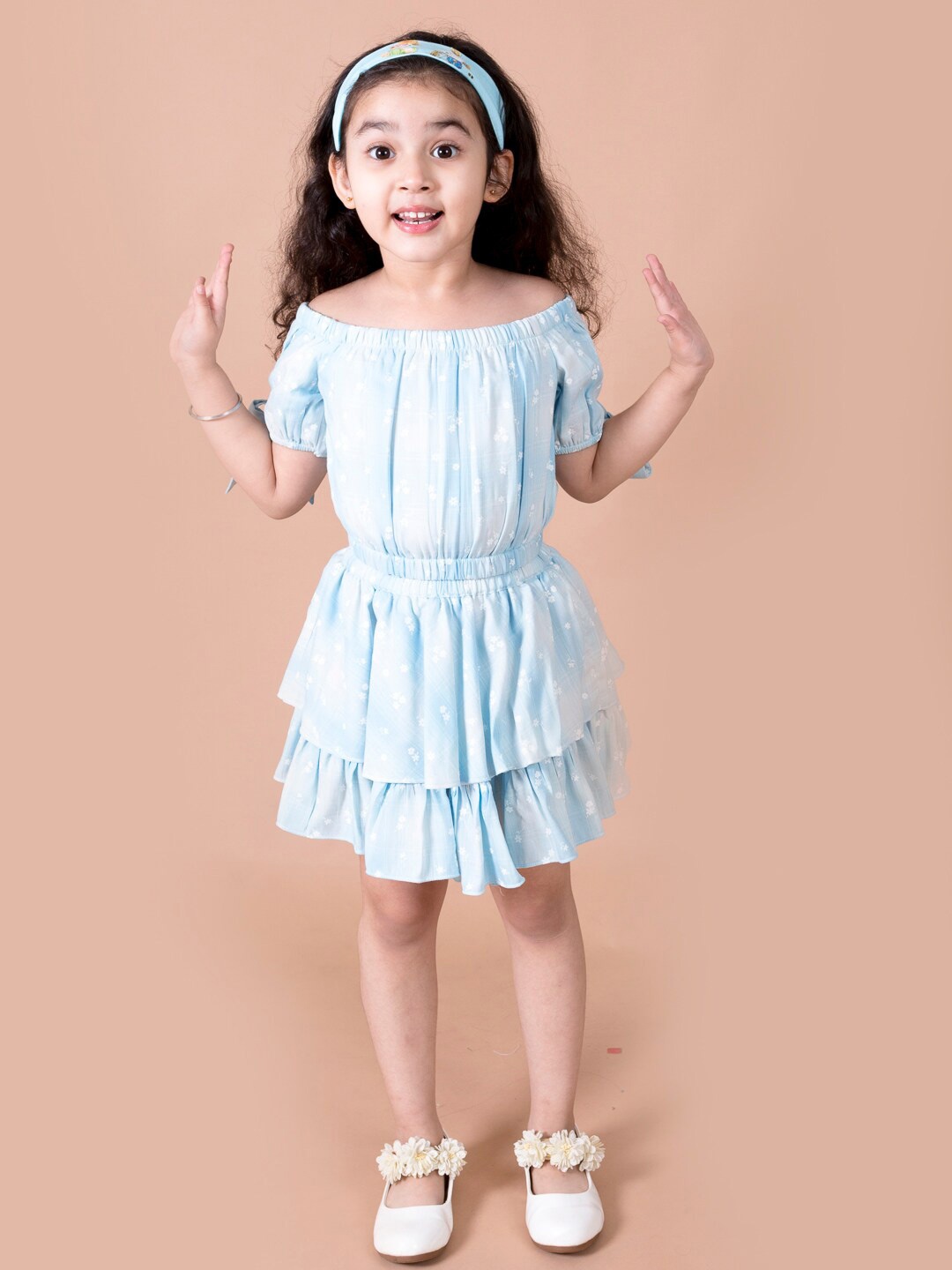 

pspeaches Girls Blue Printed Top with Skirt