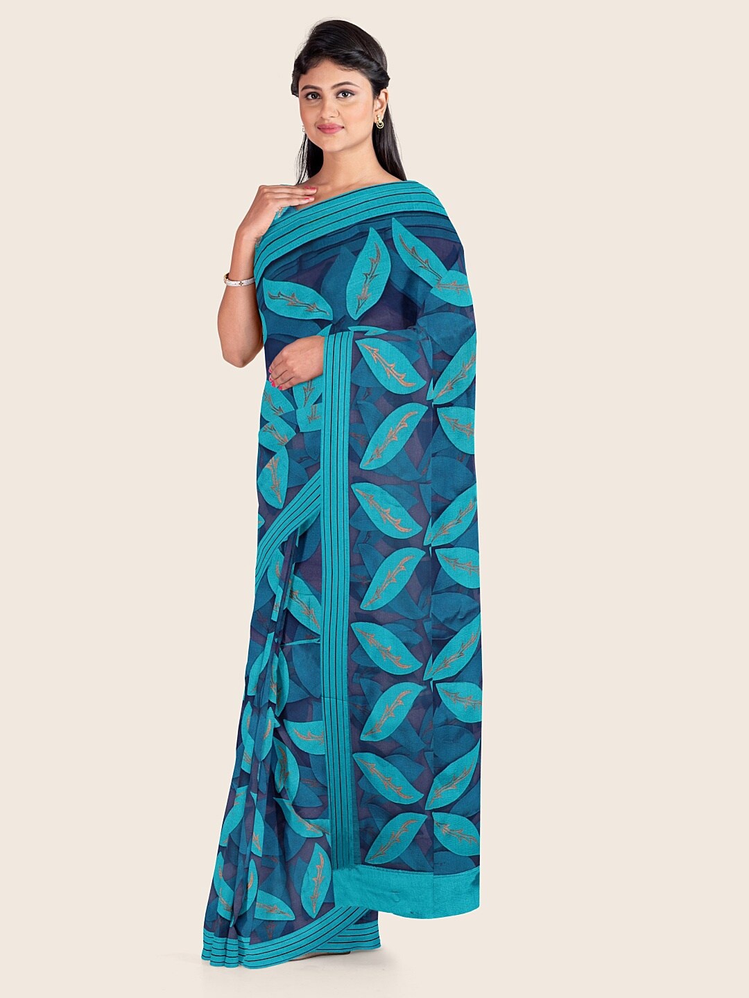 

Pothys Blue & Gold-Toned Floral Tissue Saree