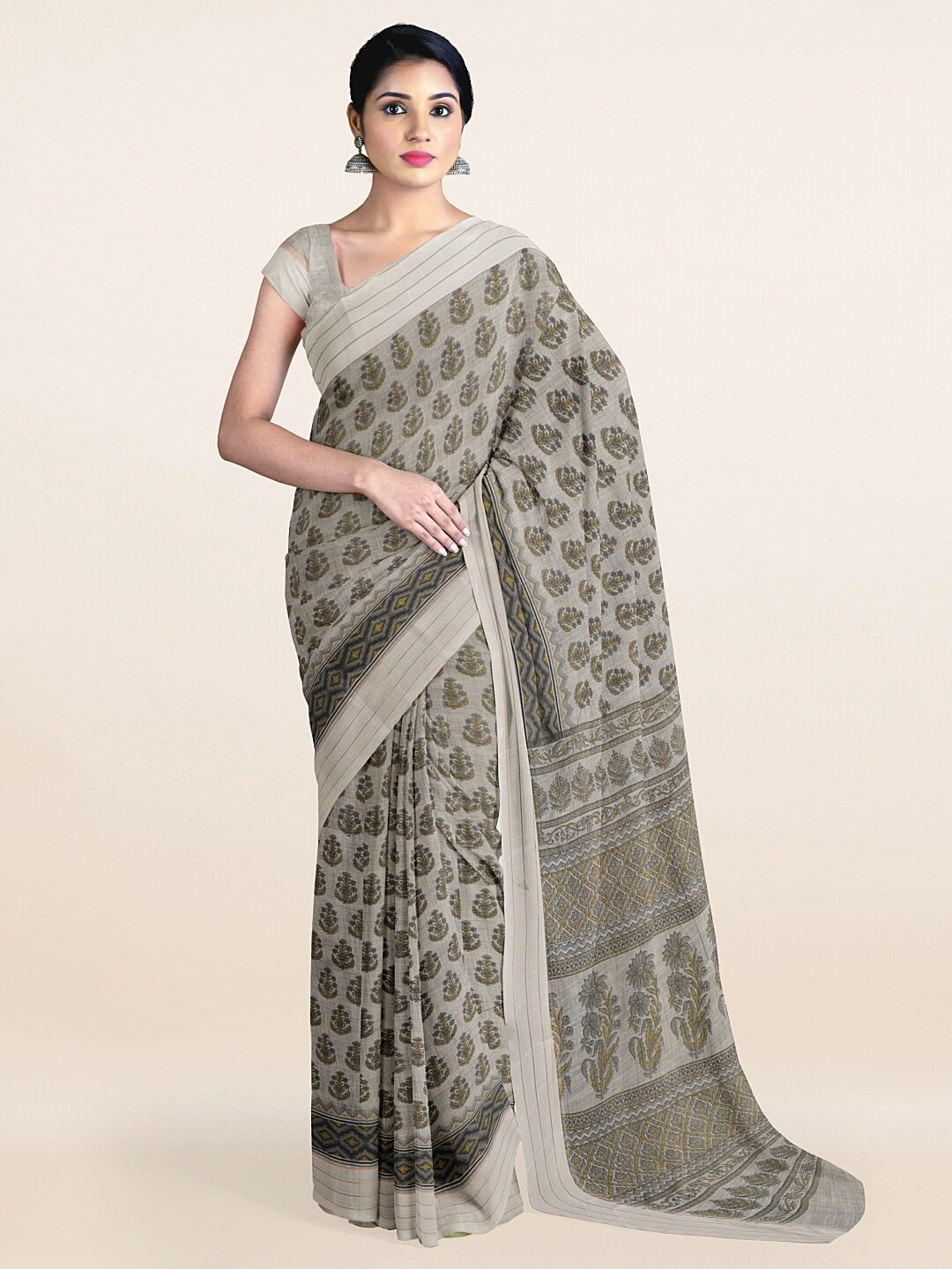 

Pothys Grey & Yellow Floral Printed Saree