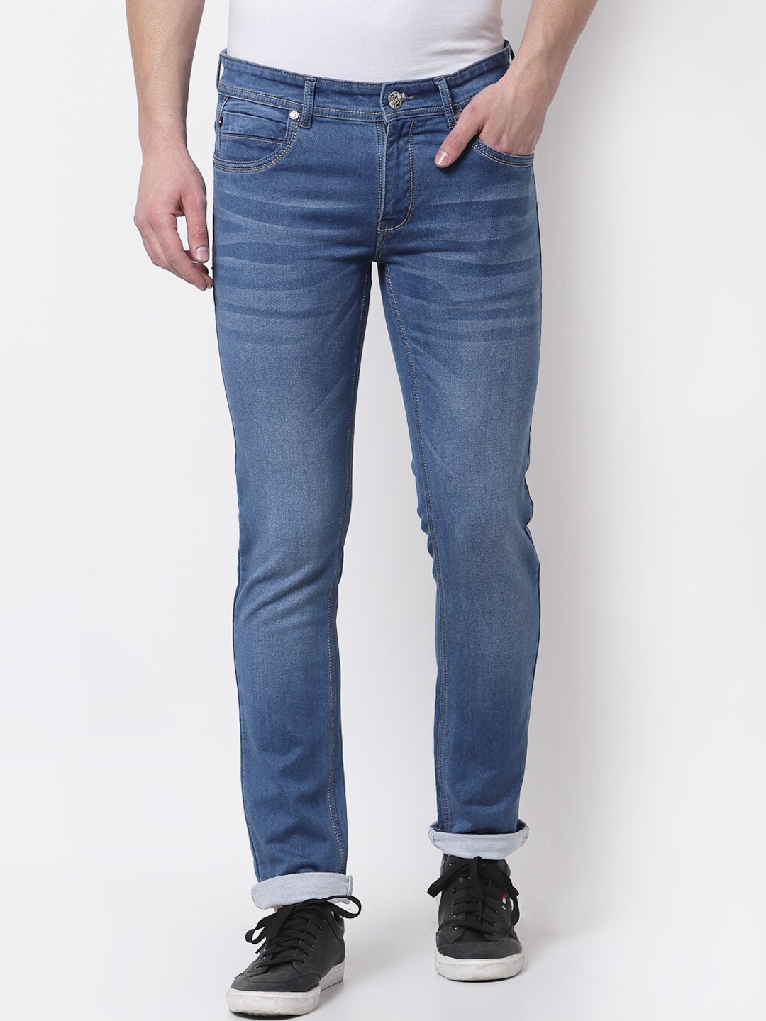 

TNG Men Blue Slim Fit Low Distress Light Fade Stretchable Jeans