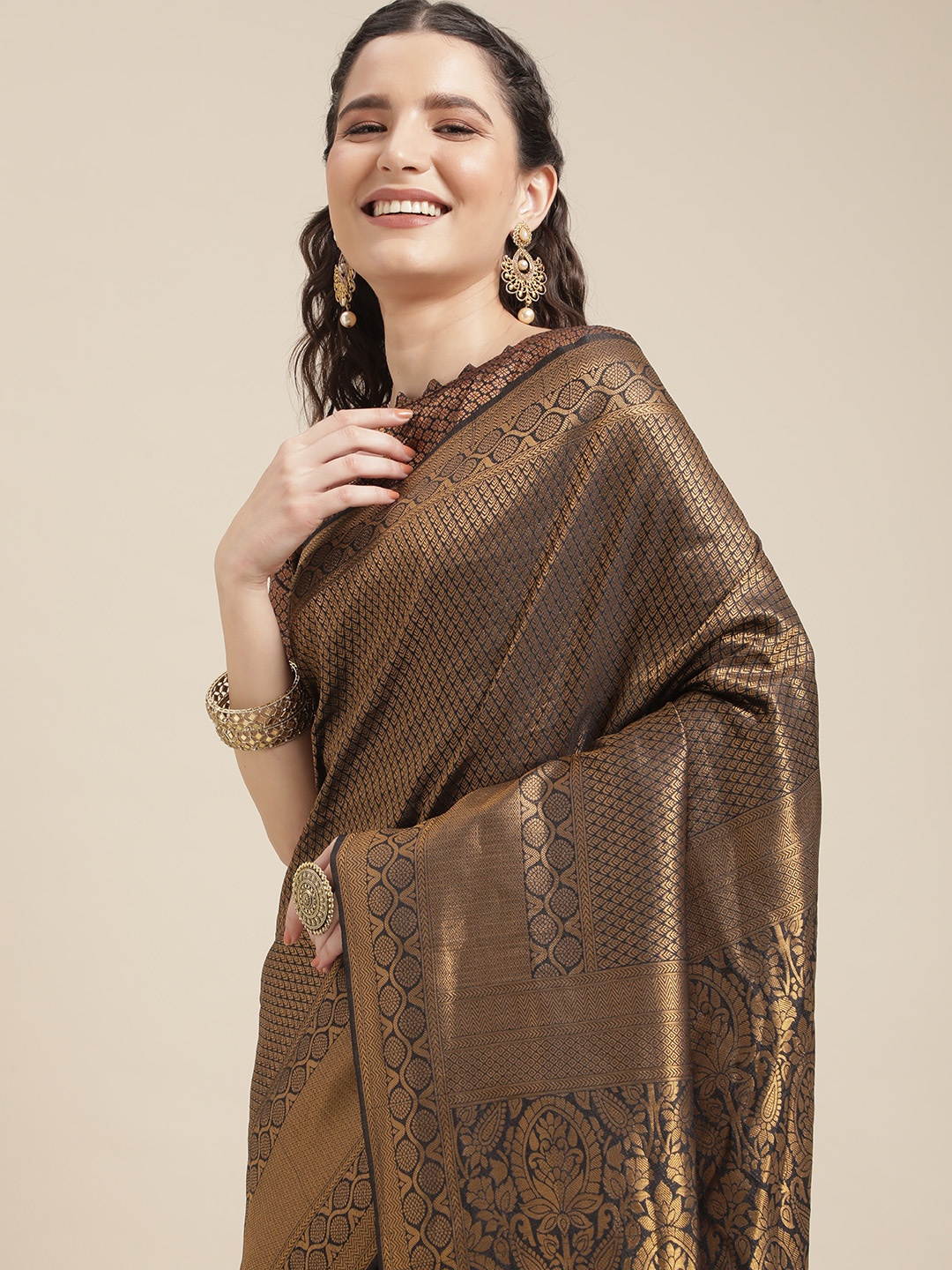 

Mitera Black & Golden Ethnic Motifs Zari Woven Saree with Blouse Piece