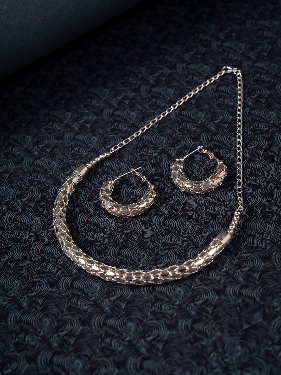 

Shoshaa Rhodium-Plated Silver-Toned Textured Jewellery Set