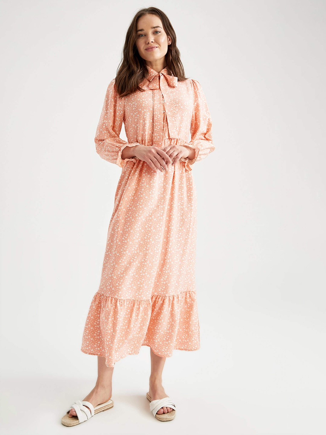 

DeFacto Cream Colored & White Floral Print A-Line Midi Dress With Neck Tie-Up