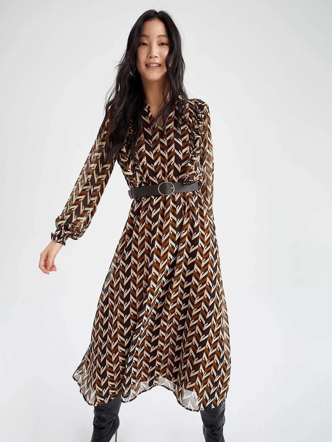 

DeFacto Beige & Black A-Line Geometric Print Midi Dress