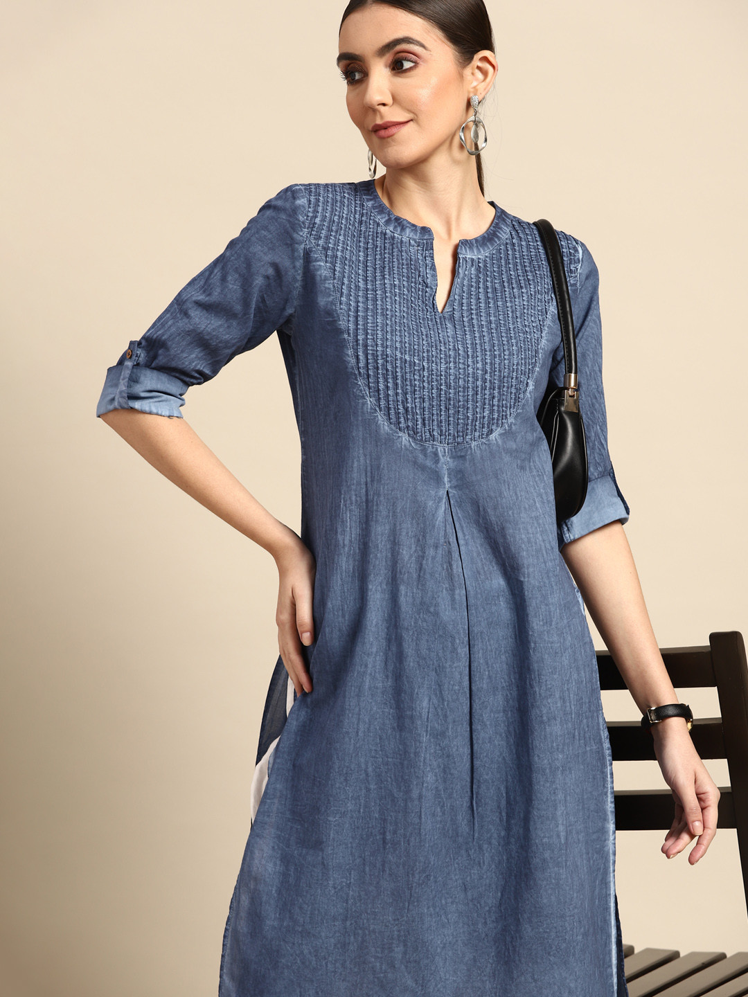 

Anouk Women Navy Blue Solid Pure Cotton Kurta