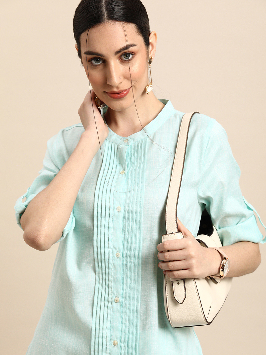 

Anouk Women Turquoise Blue Solid Pleated Casual Straight Kurta