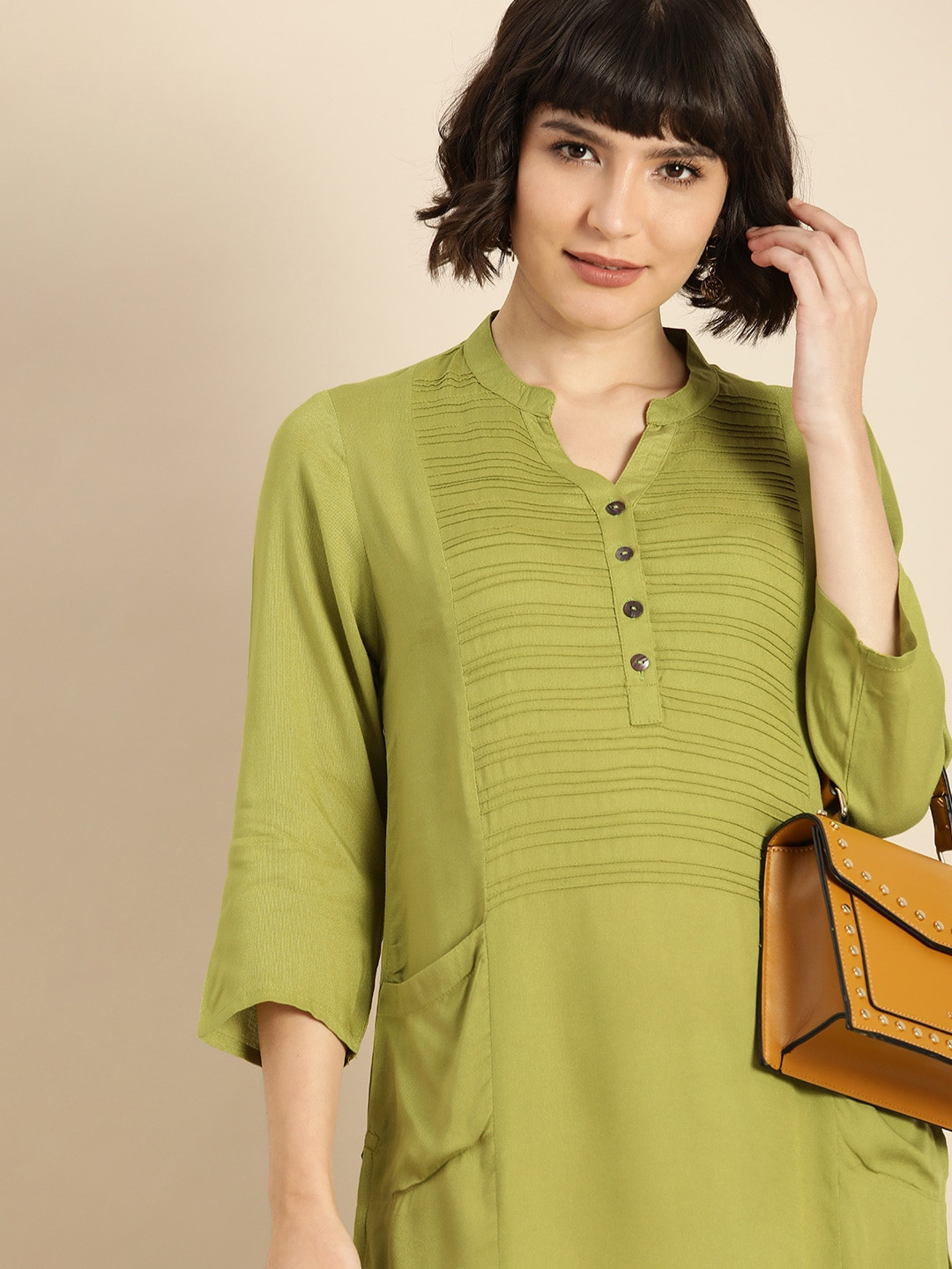 

Anouk Women Green Embroidered Gotta Patti Floral Kurta