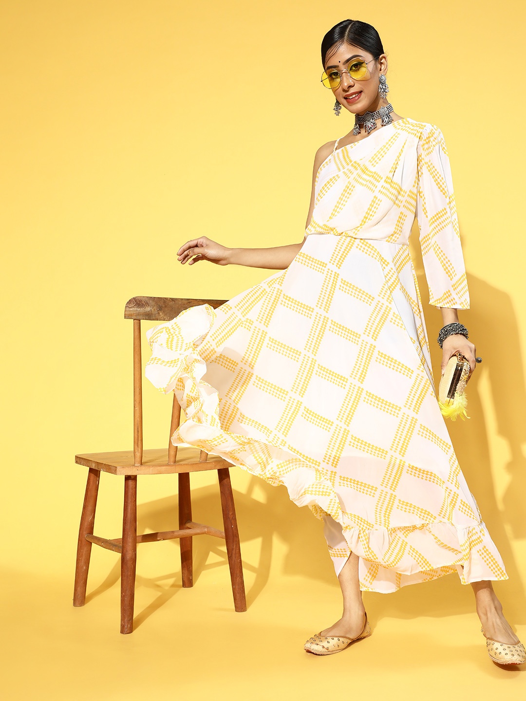 

Prakrti White & Yellow Ethnic Motifs One Shoulder Maxi Dress