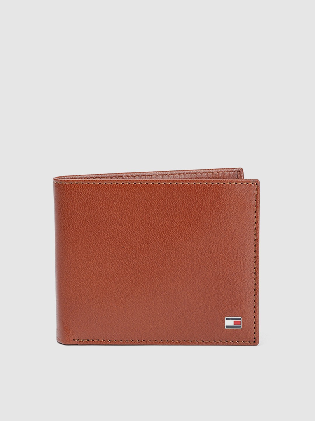 

Tommy Hilfiger Men Tan Brown Leather Two Fold Wallet