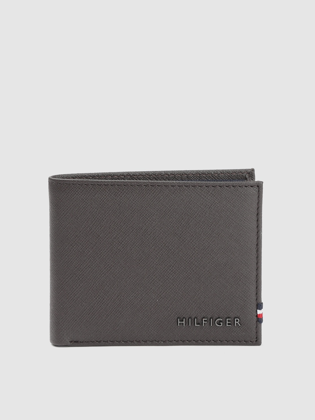 

Tommy Hilfiger Men Coffee Brown Leather Two Fold Wallet