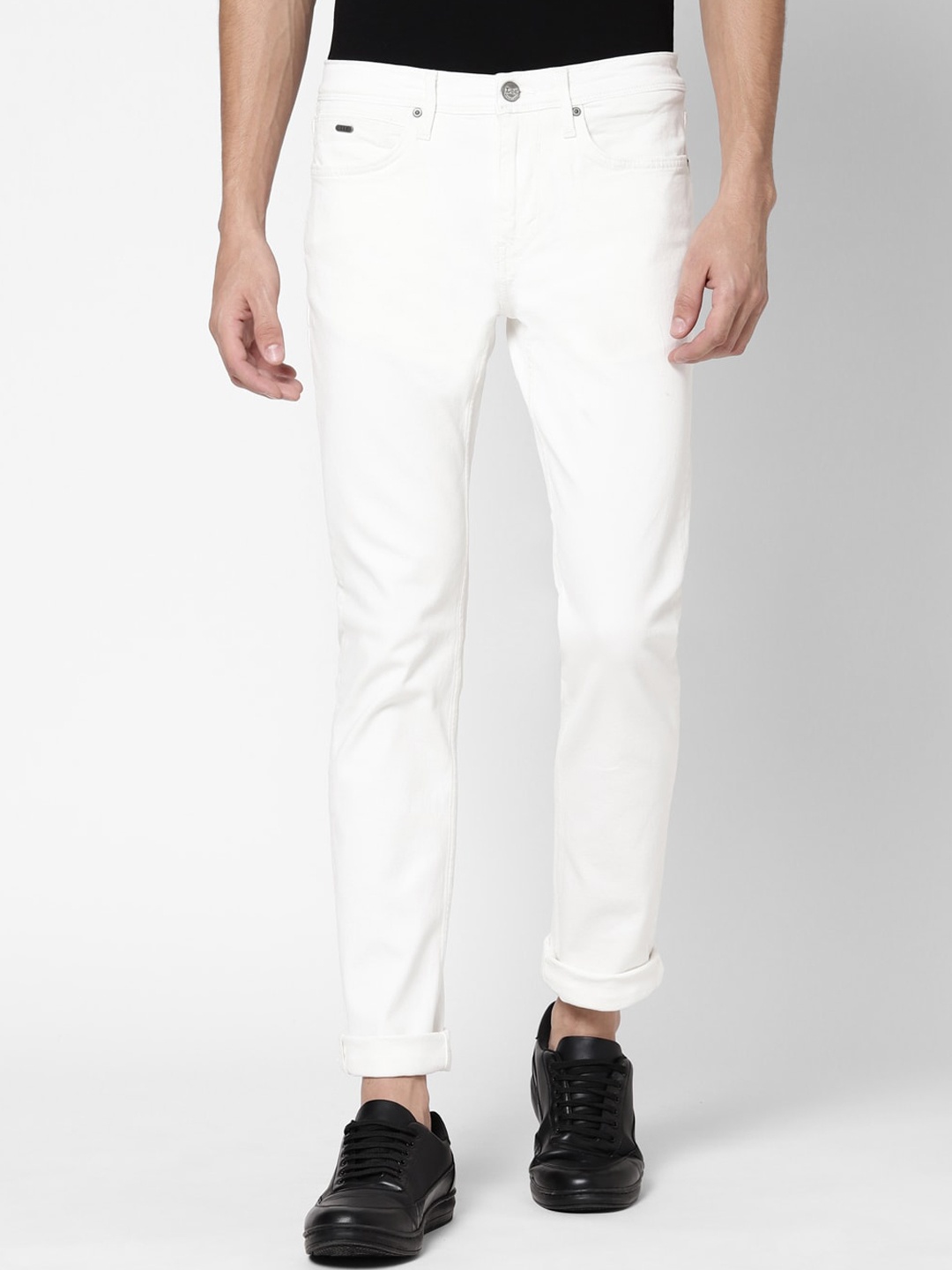 

Lee Men White Slim Fit Jeans