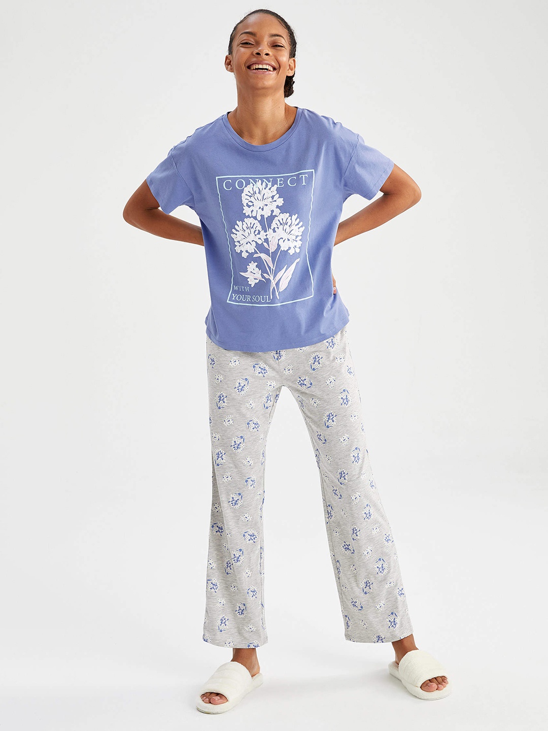 

DeFacto Women Blue & Grey Melange Printed Pyjama Set