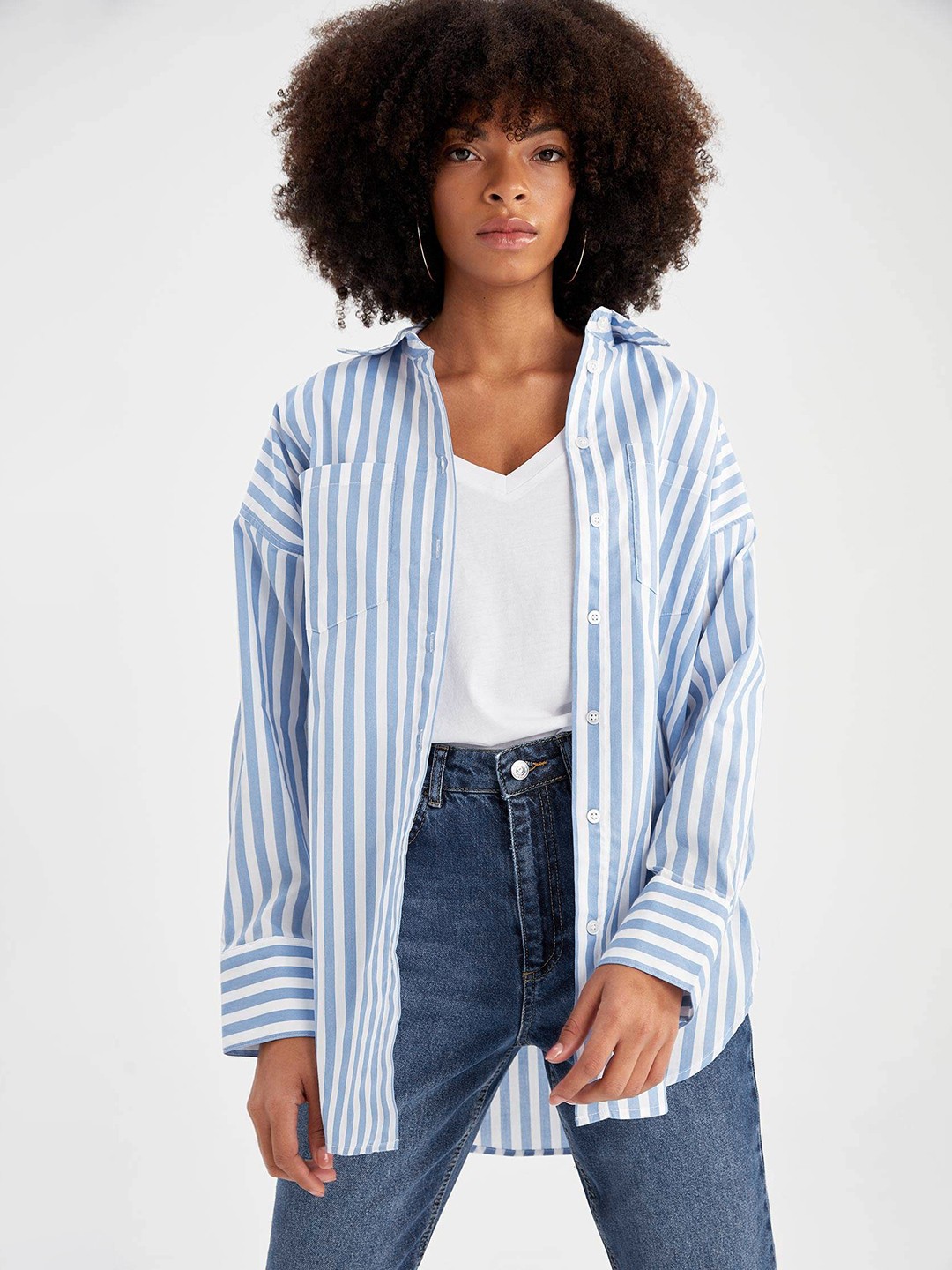 

DeFacto Women Blue & White Striped Pure Cotton Oversized Fit Longline Casual Shirt