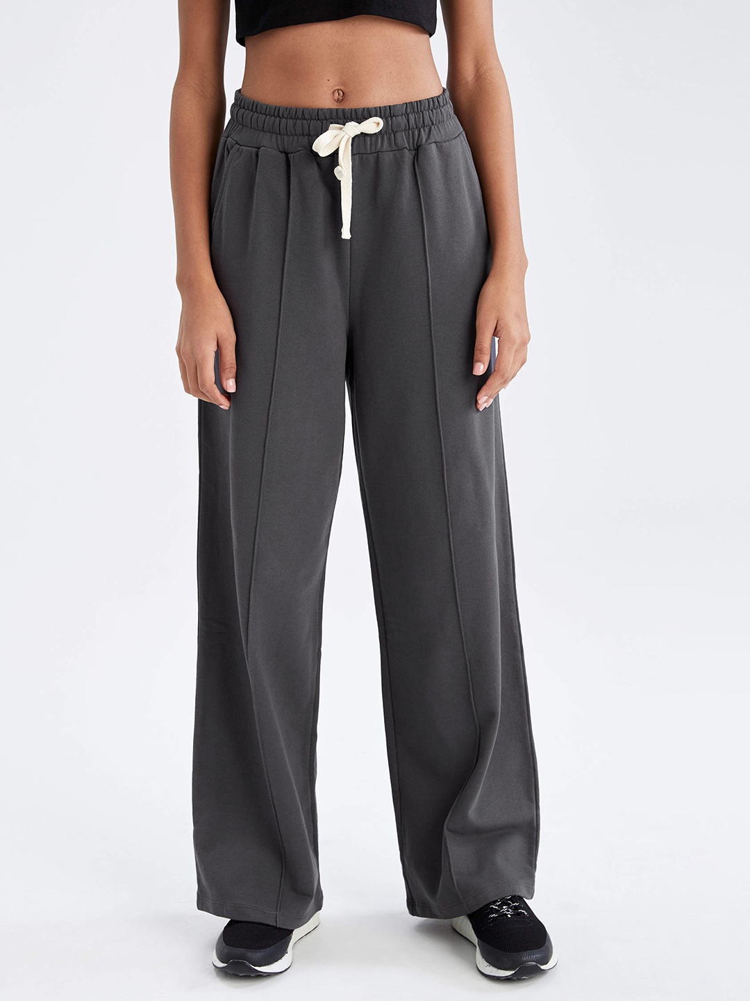 

DeFacto Women Charcoal Grey Pure Cotton Solid Athleisure Track Pants