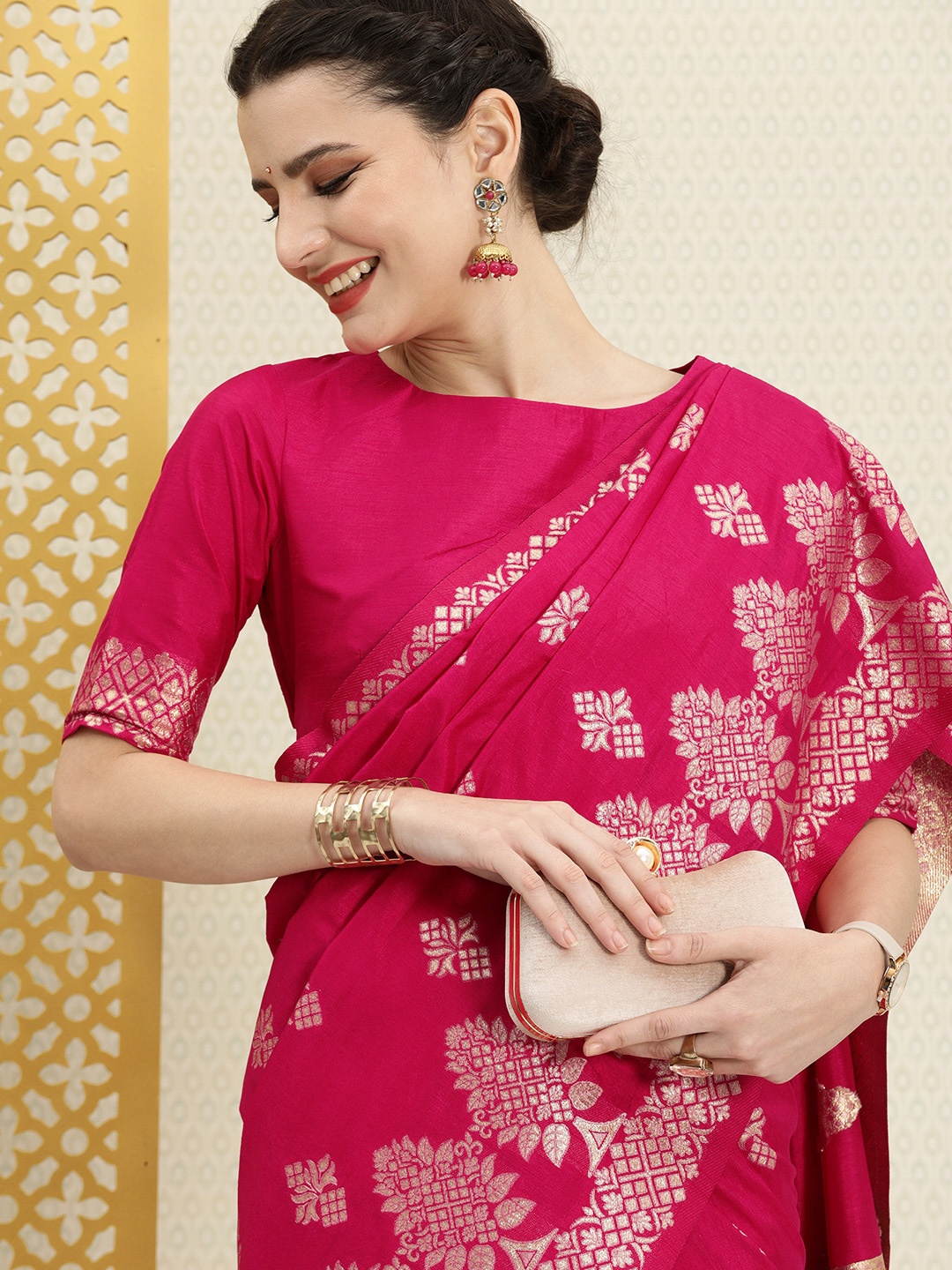 

House of Pataudi Magenta Pink & Gold-Toned Ethnic Motifs Zari Silk Blend Banarasi Saree
