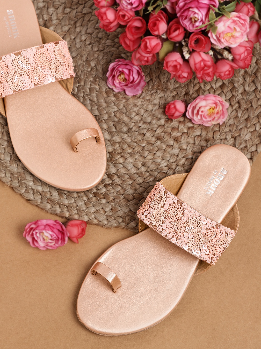 

Anouk Women Pink & Nude-Coloured Ethnic Embellished Handcrafted One Toe Flats