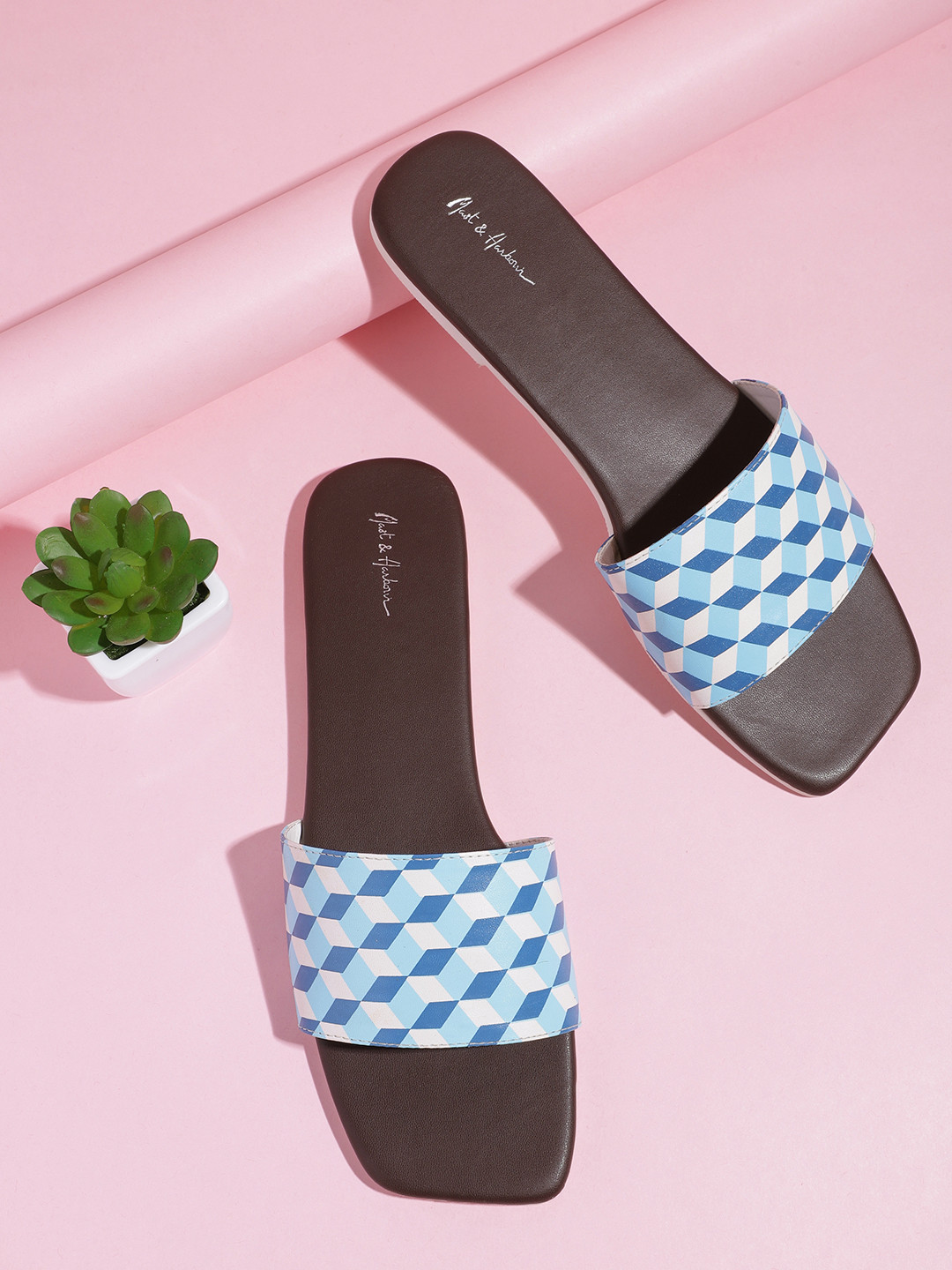 

Mast & Harbour Women Blue & White Geometric Printed Open Toe Flats