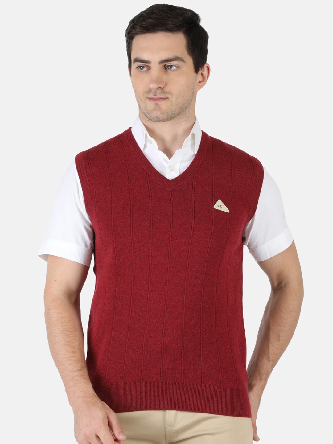 

Monte Carlo Men Maroon Solid Pure Wool Sweater Vest