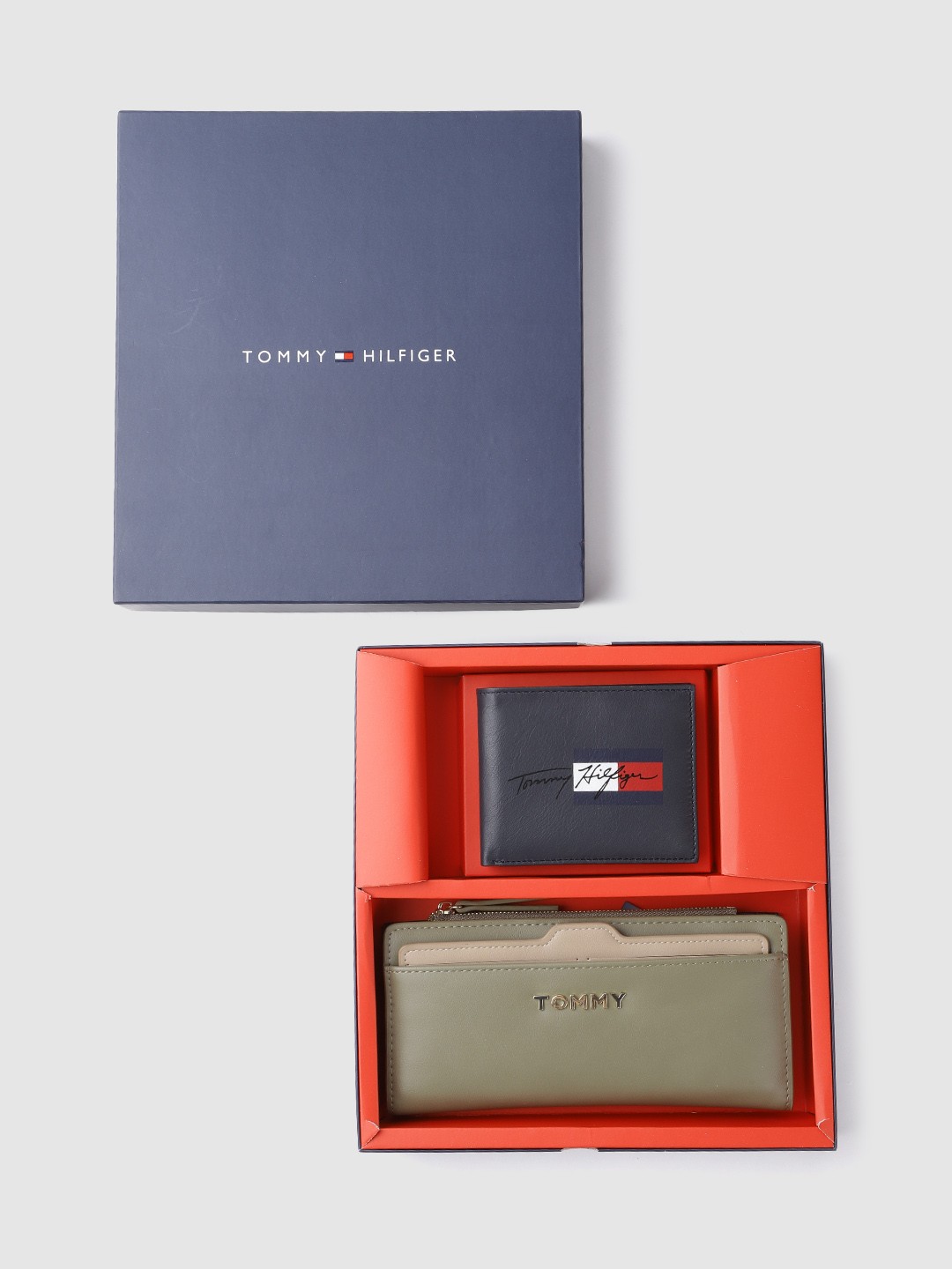 

Tommy Hilfiger Unisex Wallet Gift Set, Navy blue