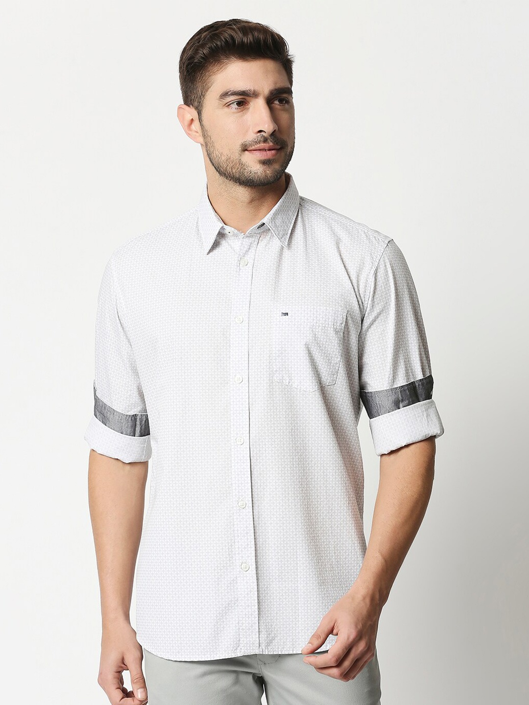 

Basics Men Grey Slim Fit Cotton Casual Shirt