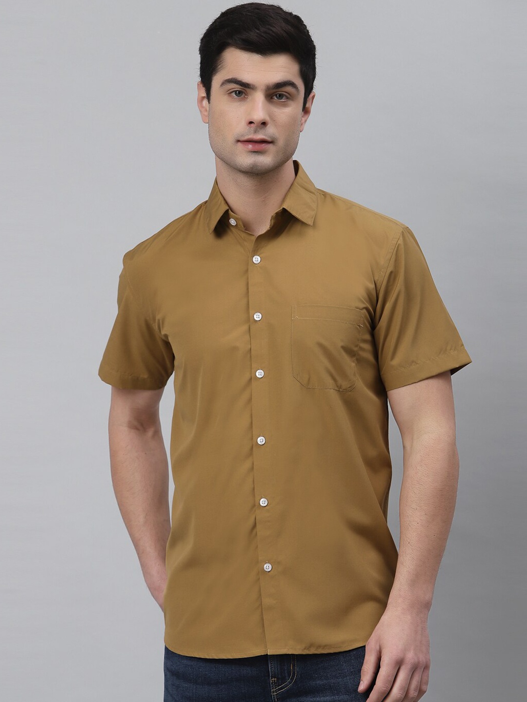 

NEUDIS Men Brown Classic Casual Shirt