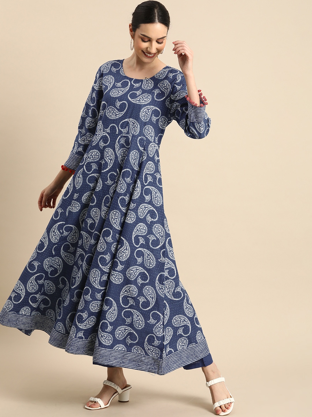 

Anouk Women Navy Blue Paisley Printed Pleated Pure Cotton Kurta with Trousers