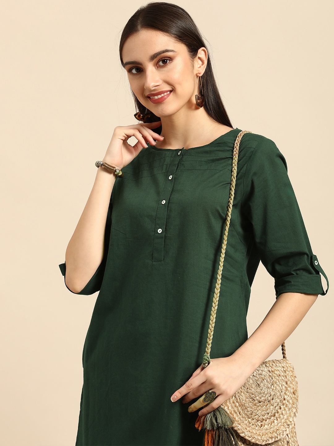 

Anouk Women Emerald Green Solid Round-Neck A-Line Pure Cotton Kurta