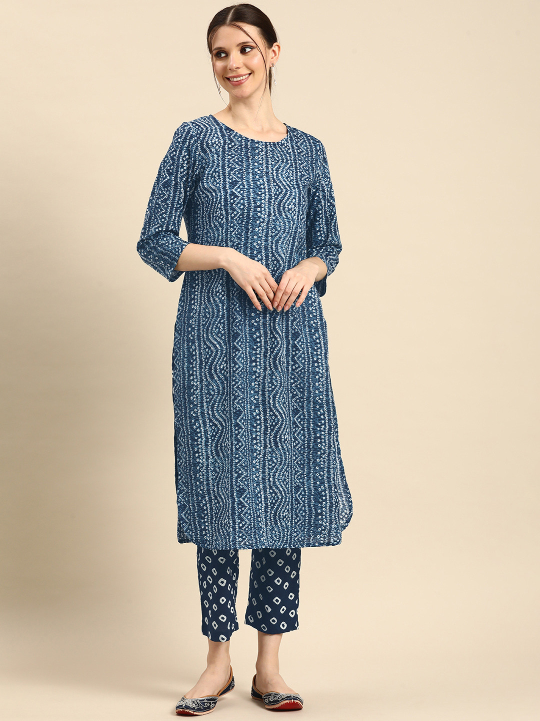 

Anouk Women Blue Bandhani Printed Pure Cotton Kurta with Trousers