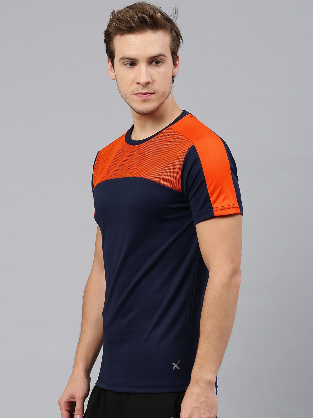 

HRX by Hrithik Roshan Men Navy & Orange Colourblocked Active RAPID-DRY T-Shirt, Navy blue