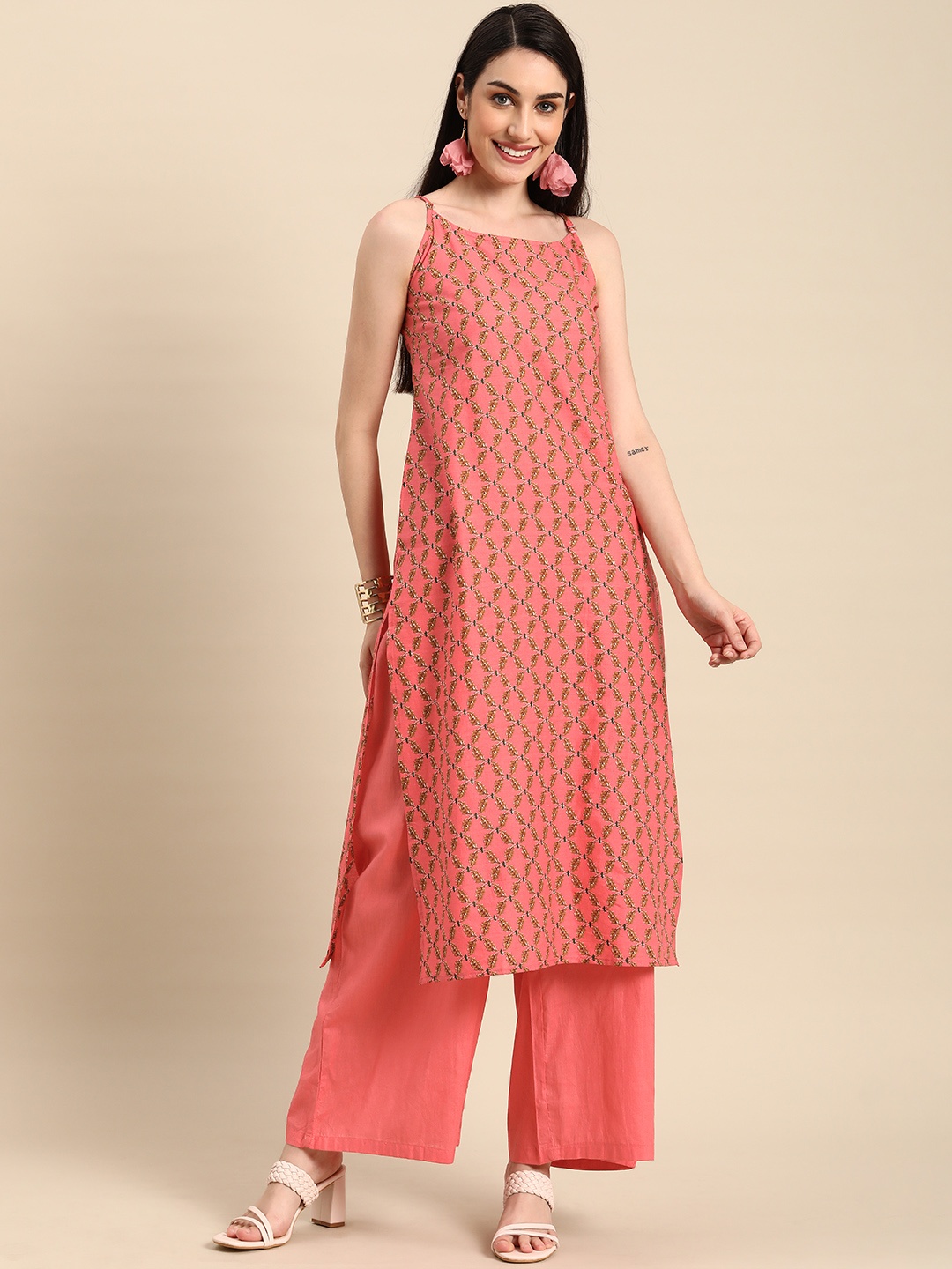 

Anouk Women Peach-Coloured & Beige Printed Kurta with Palazzos