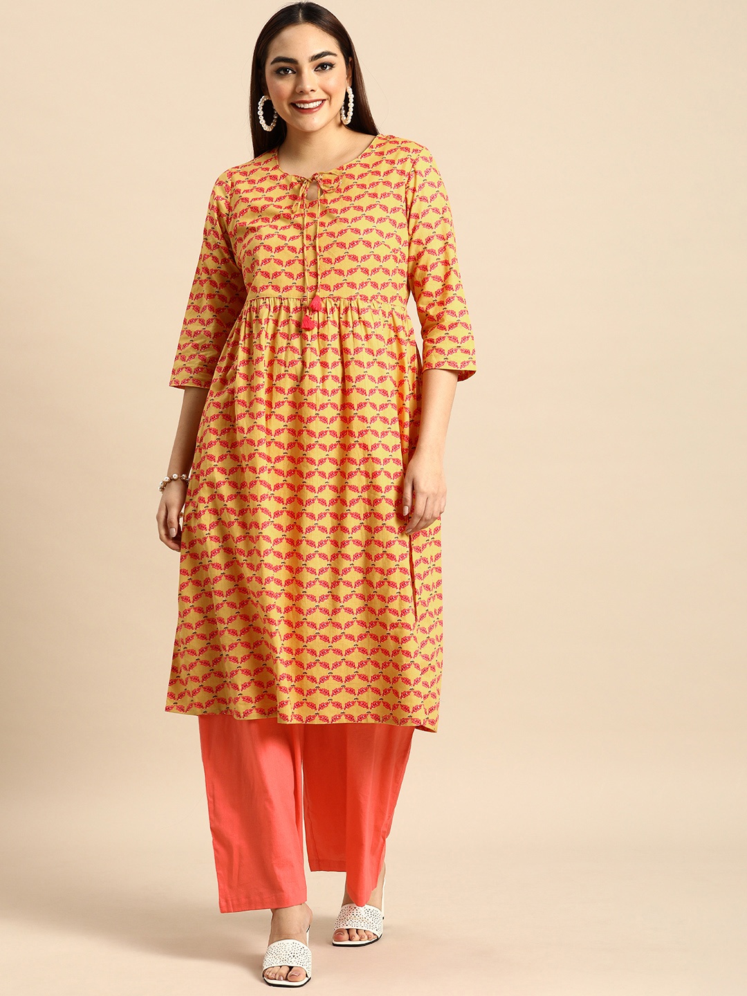 

Anouk Women Mustard Yellow Floral Printed Pure Cotton Kurta with Palazzos
