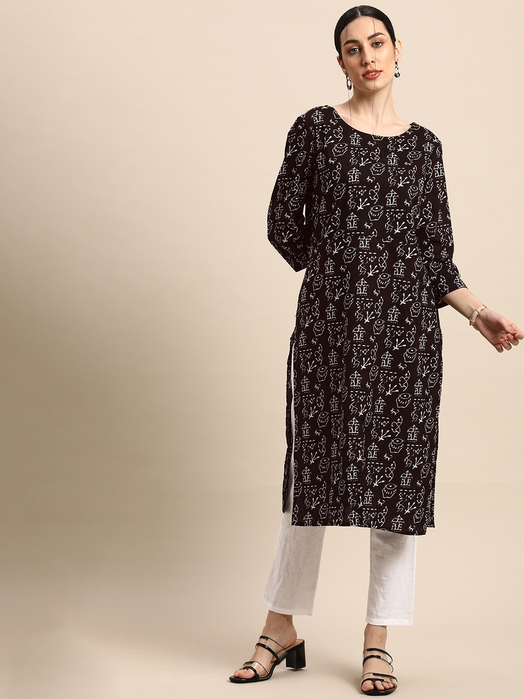 

Anouk Women Black & Off White Ethnic Motifs Printed Straight Kurta