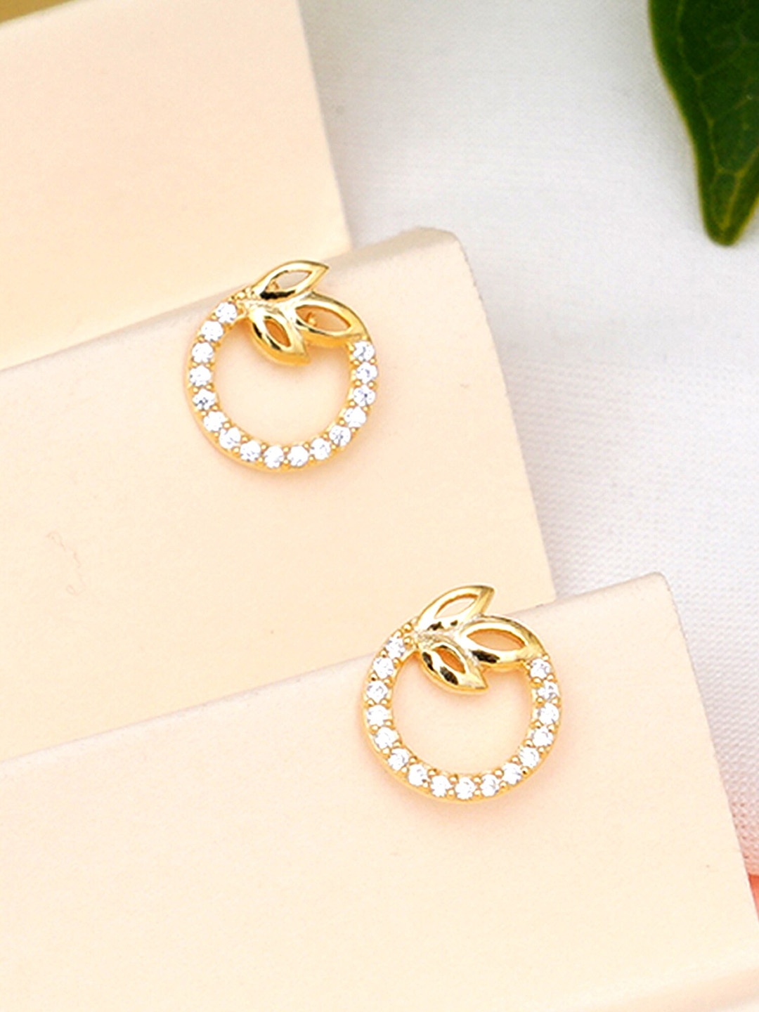 

KUNUZ Gold-Toned 925 Sterling Silver Contemporary Studs Earrings