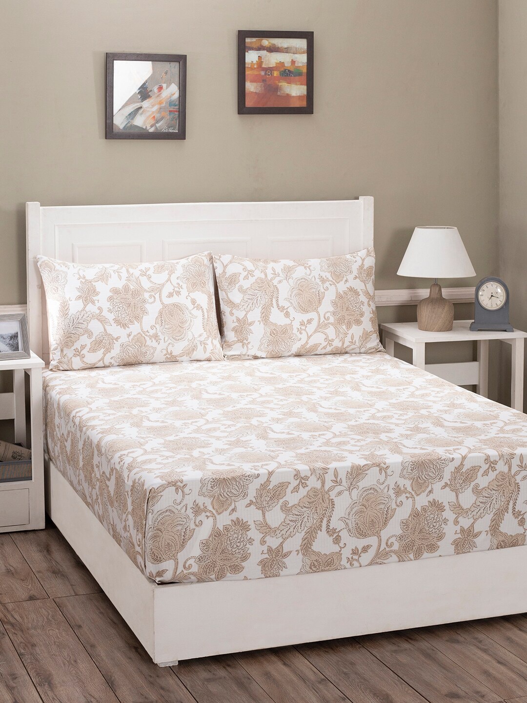 

MASPAR Cream-Coloured & White Floral 210 TC Queen Bedsheet with 2 Pillow Covers