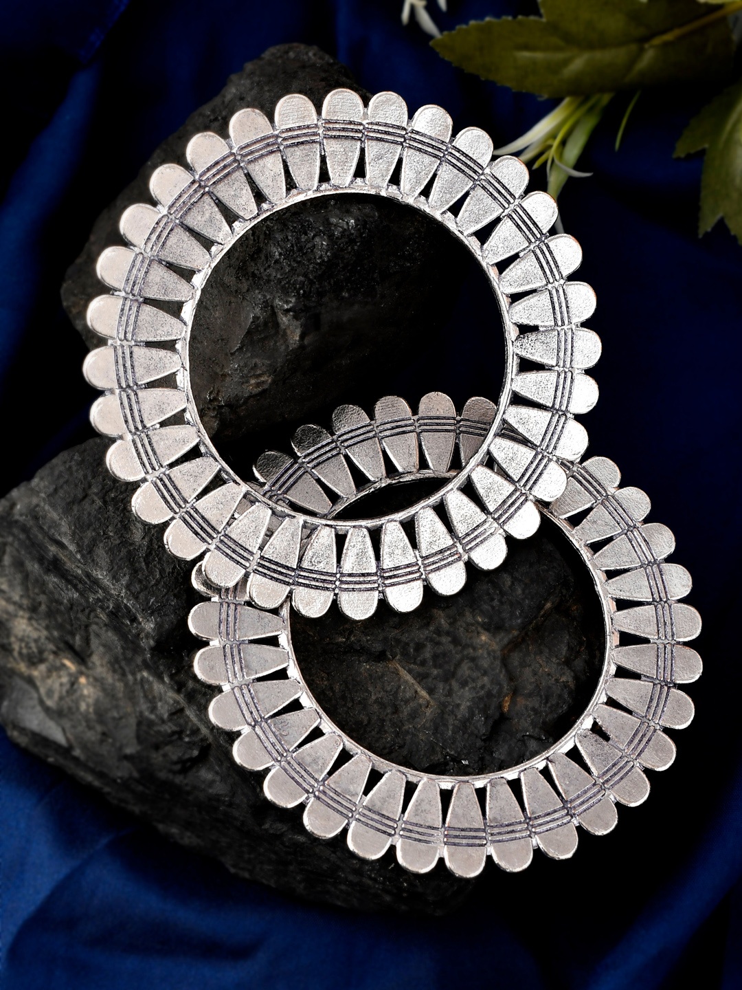 

Silvermerc Designs Set of 2 Silver toned Oxidised Handcrafted Bangles