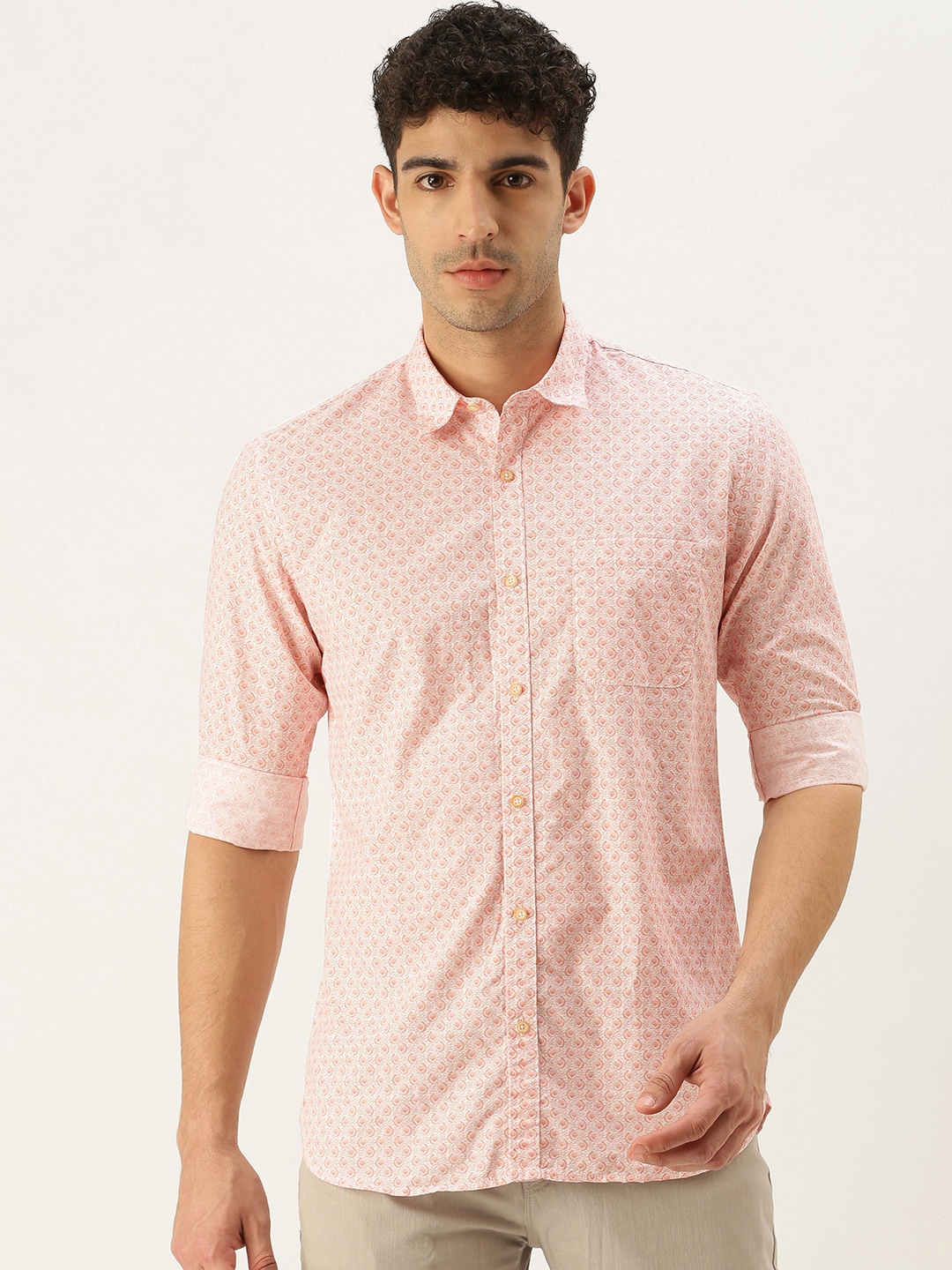 

Peter England Casuals Men Peach-Coloured Slim Fit Printed Casual Shirt
